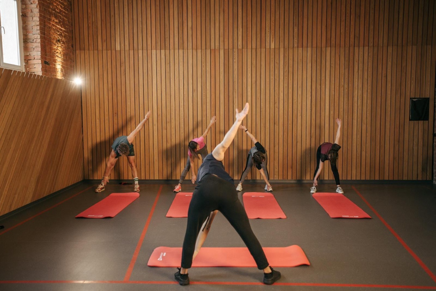 Yoga ή Pilates: ποιο ταιριάζει στις δικές σου ανάγκες