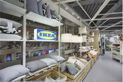 Η νέα παπουτσοθήκη της IKEA που έχει τραβήξει όλα τα βλέμματα