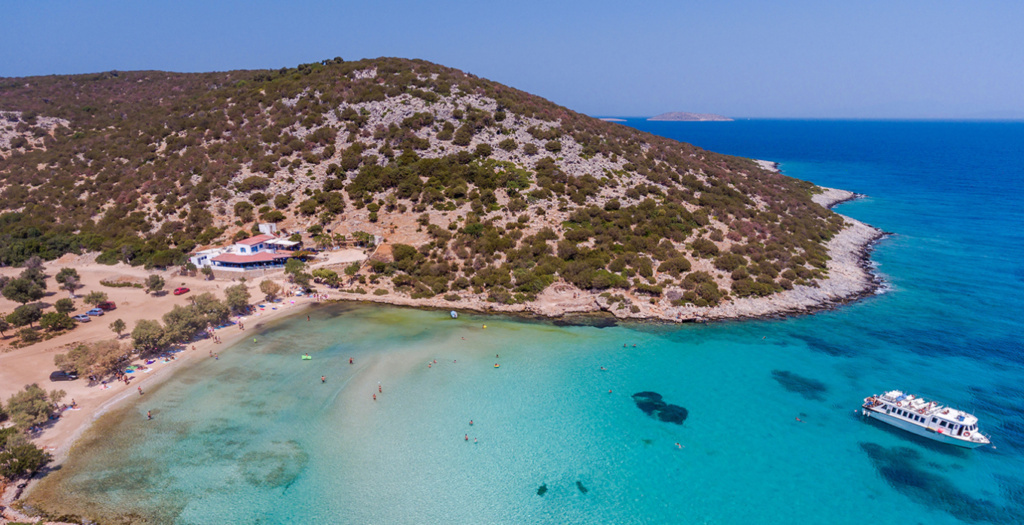 Το ελληνικό νησί που αναδείχθηκε κορυφαίος προορισμός στον κόσμο – Δεν είναι ούτε η Μύκονος ούτε η Σαντορίνη
