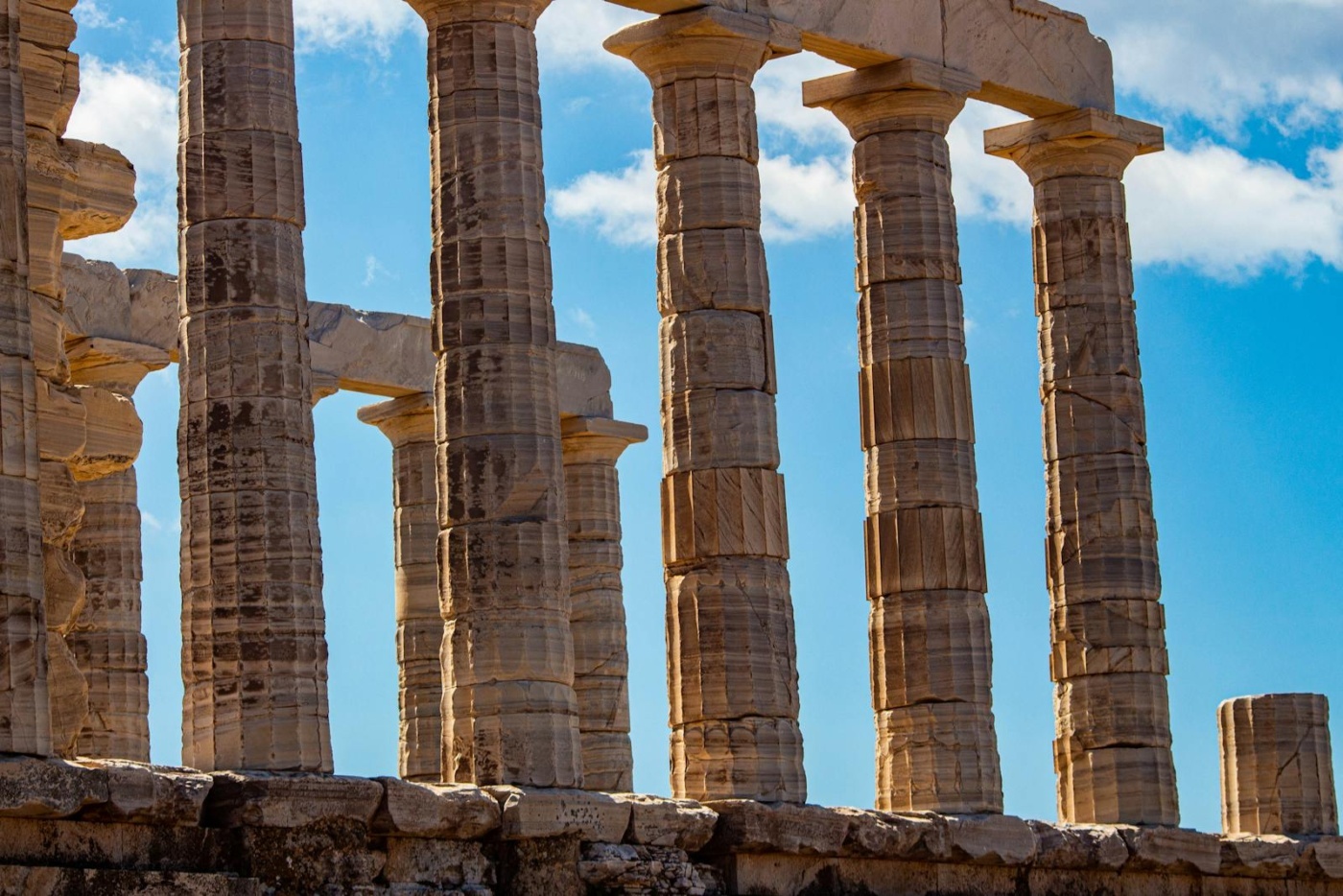 Οι 12 θεοί του Ολύμπου: σύντομα προφίλ της ελληνικής μυθολογίας