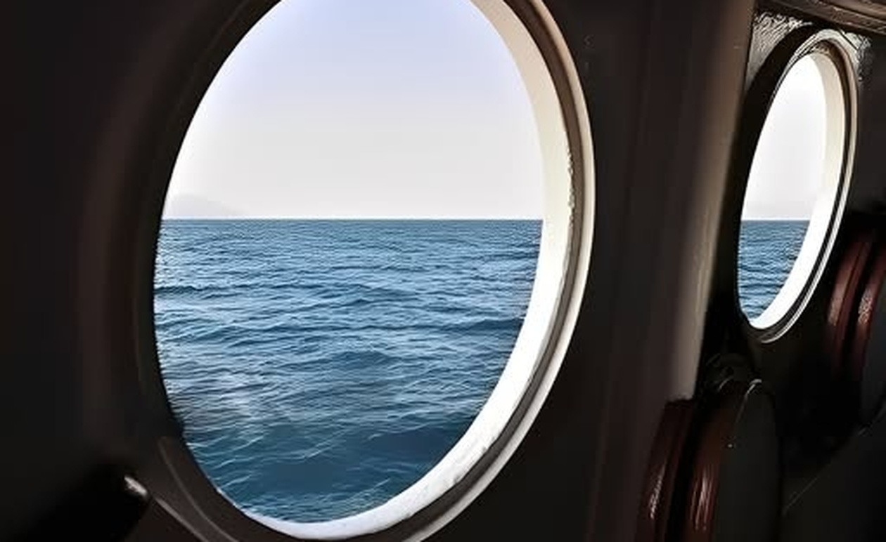 Γιατί τα παράθυρα στα πλοία είναι πάντα στρογγυλά; Ο πραγματικός λόγος δεν έχει καμία σχέση με την αισθητική