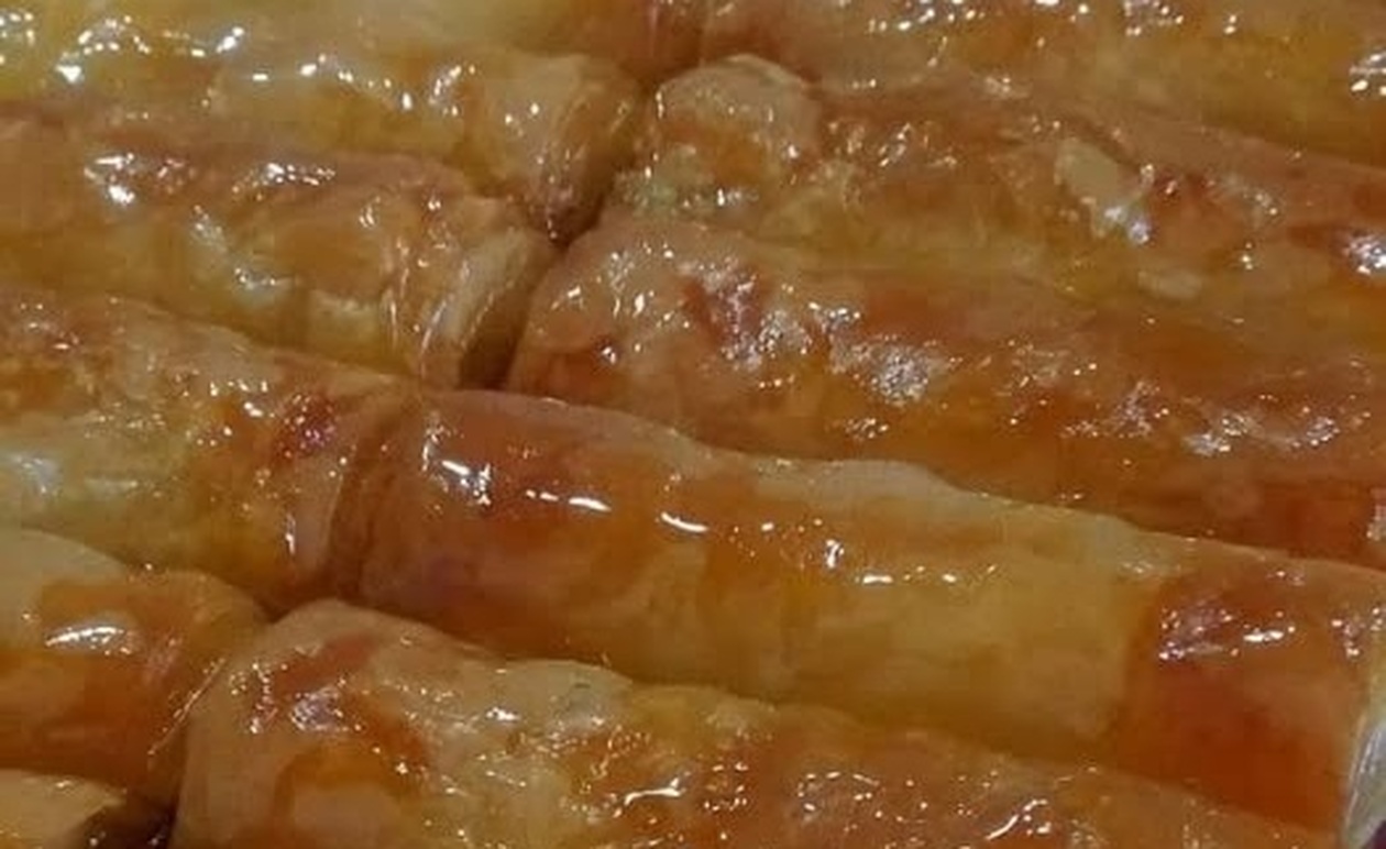 Σπιτικό γαλακτομπούρεκο με βελούδινη κρέμα