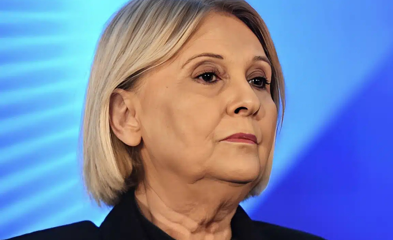 Σοφία Βούλτεψη για το κόστος των διακοπών: «Υπάρχουν επιλογές όπως το χωριό και η ενδοχώρα»