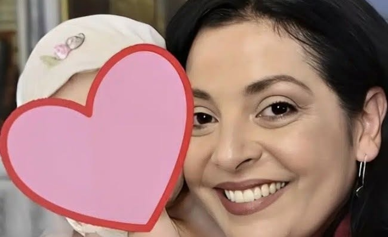 10 Ελληνίδες celebrities που έγιναν μητέρες μετά τα 40 και απέδειξαν ότι η ηλικία είναι απλώς ένας αριθμός