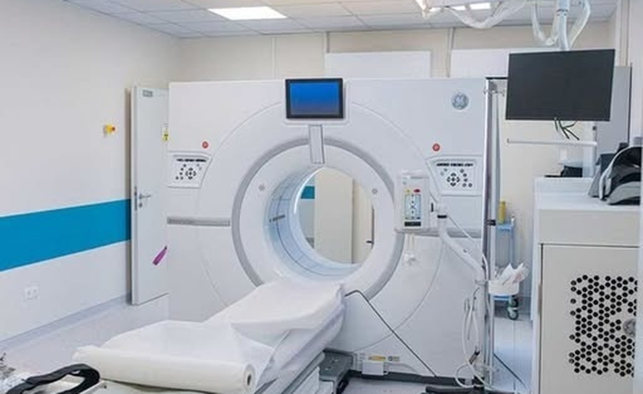 Γυναίκα έχασε τη ζωή της μετά από αξονική τομογραφία – Η σπάνια αντίδραση που προκάλεσε την τραγωδία